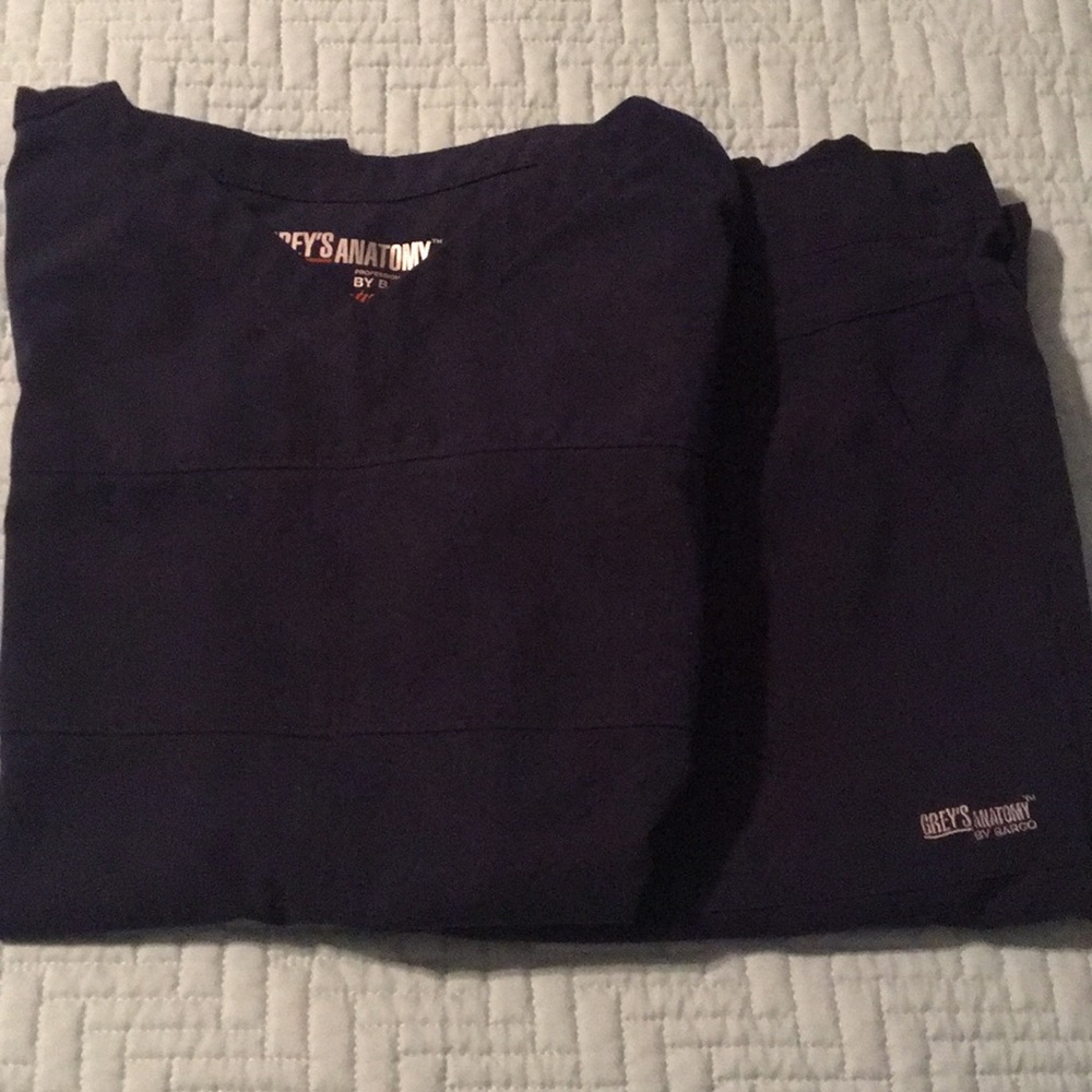 Grey’s Anatomy scrubs top/bottom